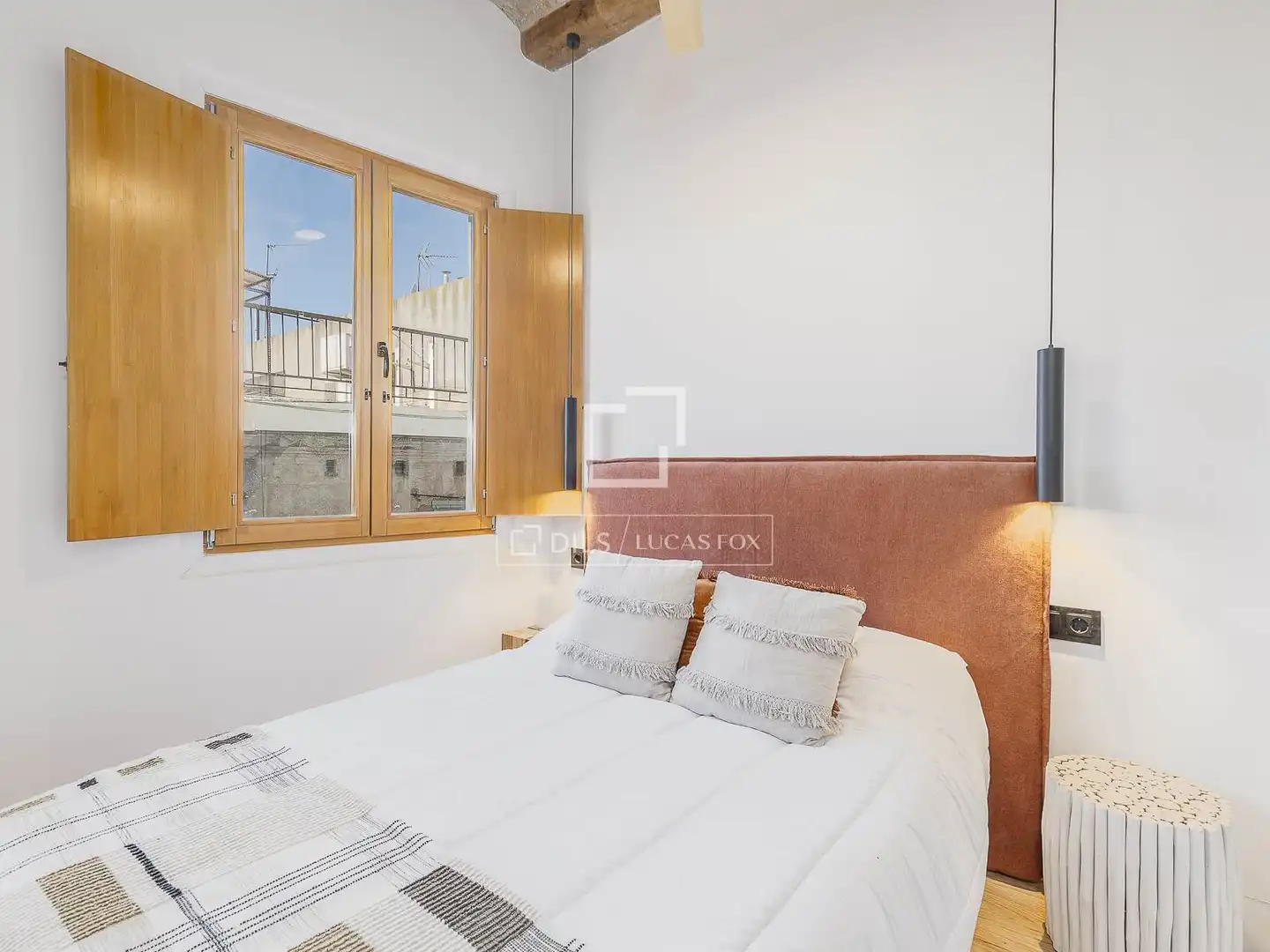 Habitación de Piso en venta en Barcelona con Aire acondicionado y Balcón