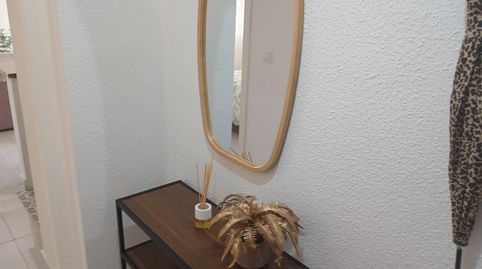 Foto 2 de Apartamento de alquiler en Agua Amarga - Urbanova, Alicante / Alacant