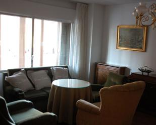 Living room of Flat to rent in  Granada Capital  with Heating and Terrace