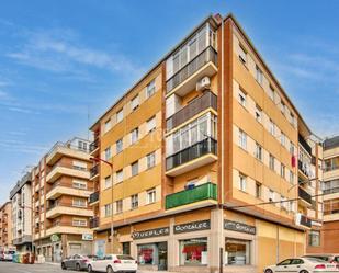 Exterior view of Flat for sale in Salamanca Capital  with Heating, Terrace and Balcony