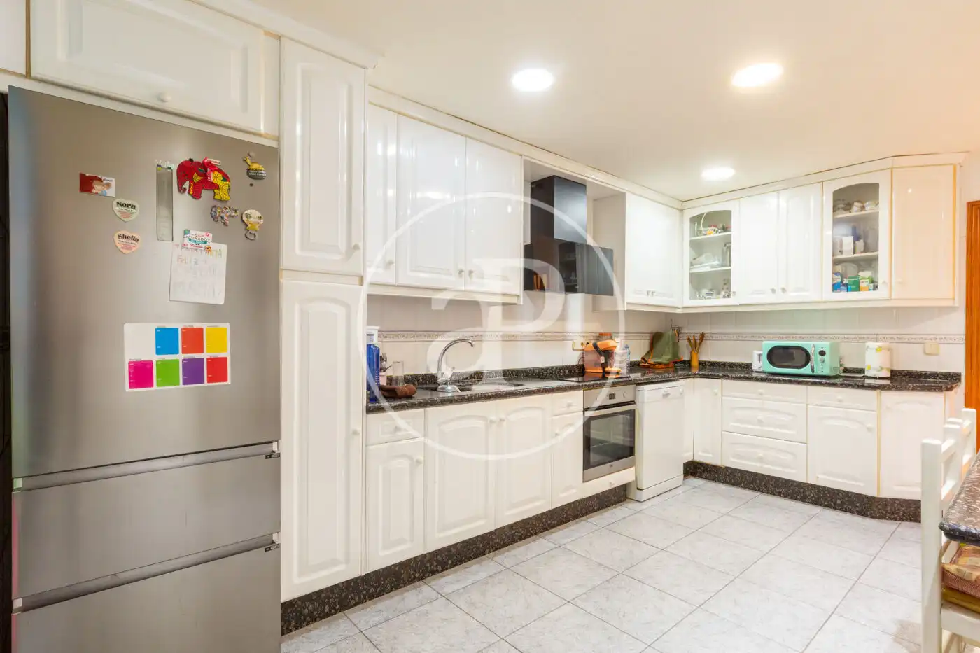 Kitchen of Houses for sale in Serra  with Air Conditioner, Heating and Private garden
