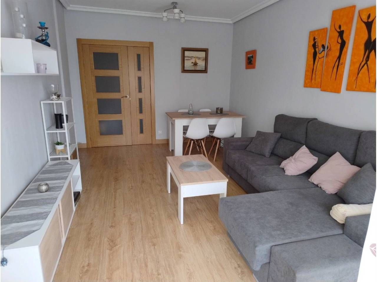 Living room of Flat to rent in  Logroño  with Heating, Parquet flooring and Terrace