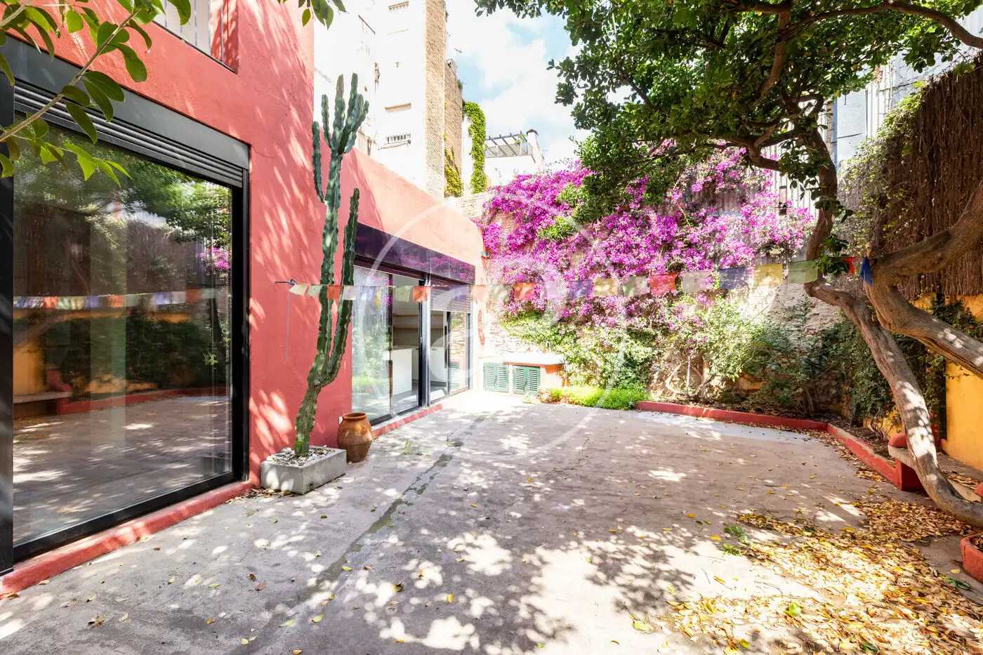 Jardín de Casa adosada en venta en Barcelona con Calefacción, Jardín privado y Terraza