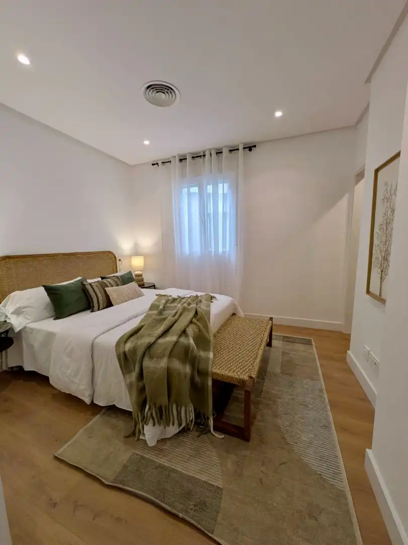 Flat for sale in Carrera de San Jerónimo, Sol
