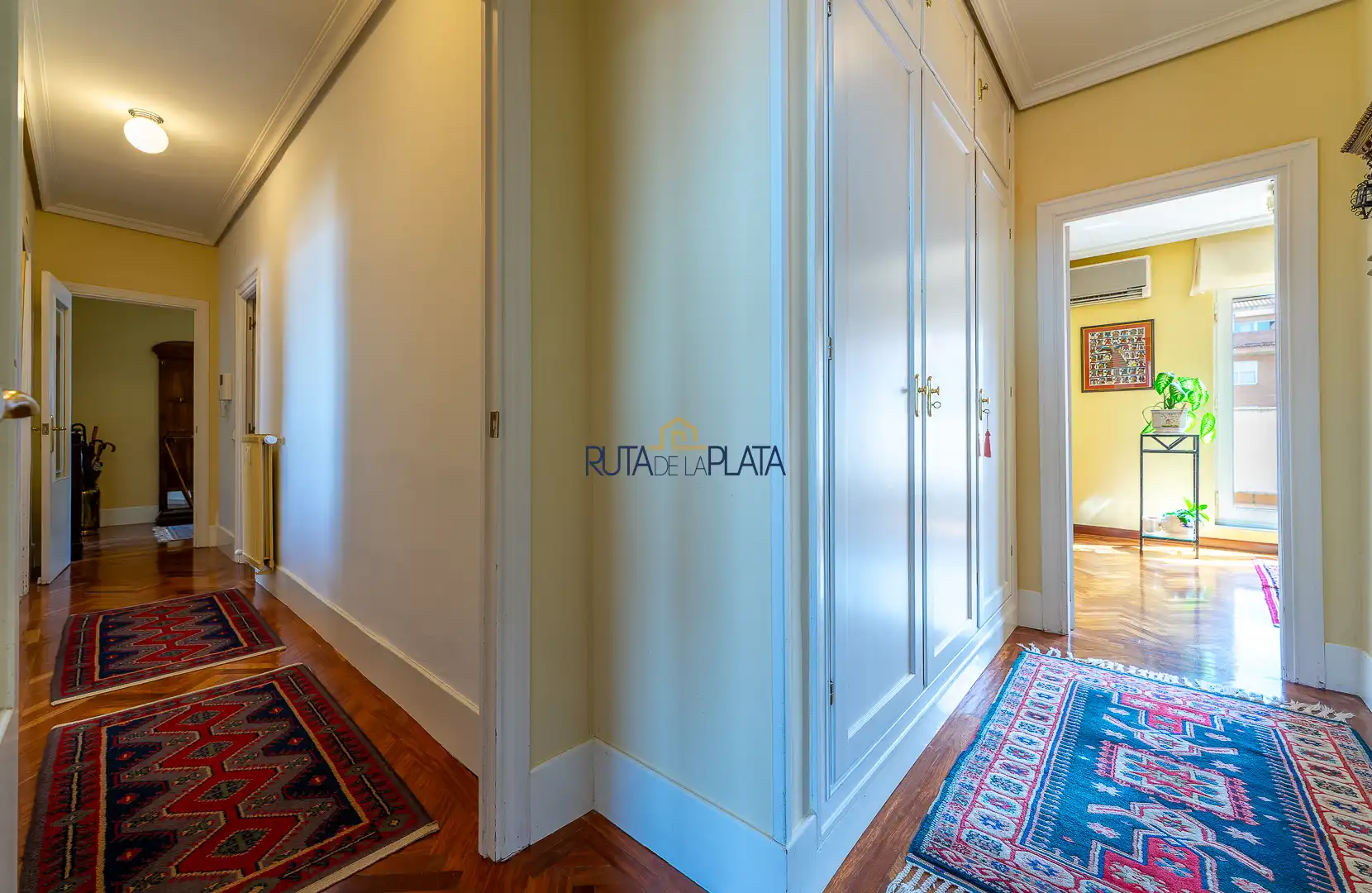 Attic for sale in Zamora Capital   with Air Conditioner, Heating and Parquet flooring