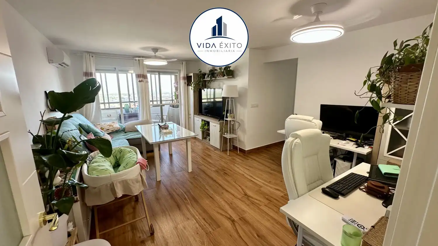 Sala de estar de Piso en venta en Jaén con Aire acondicionado, Calefacción y Balcón