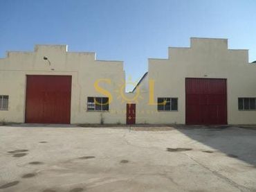 Nave industrial in vendita a Calle Cuesta Luzar-tc 33