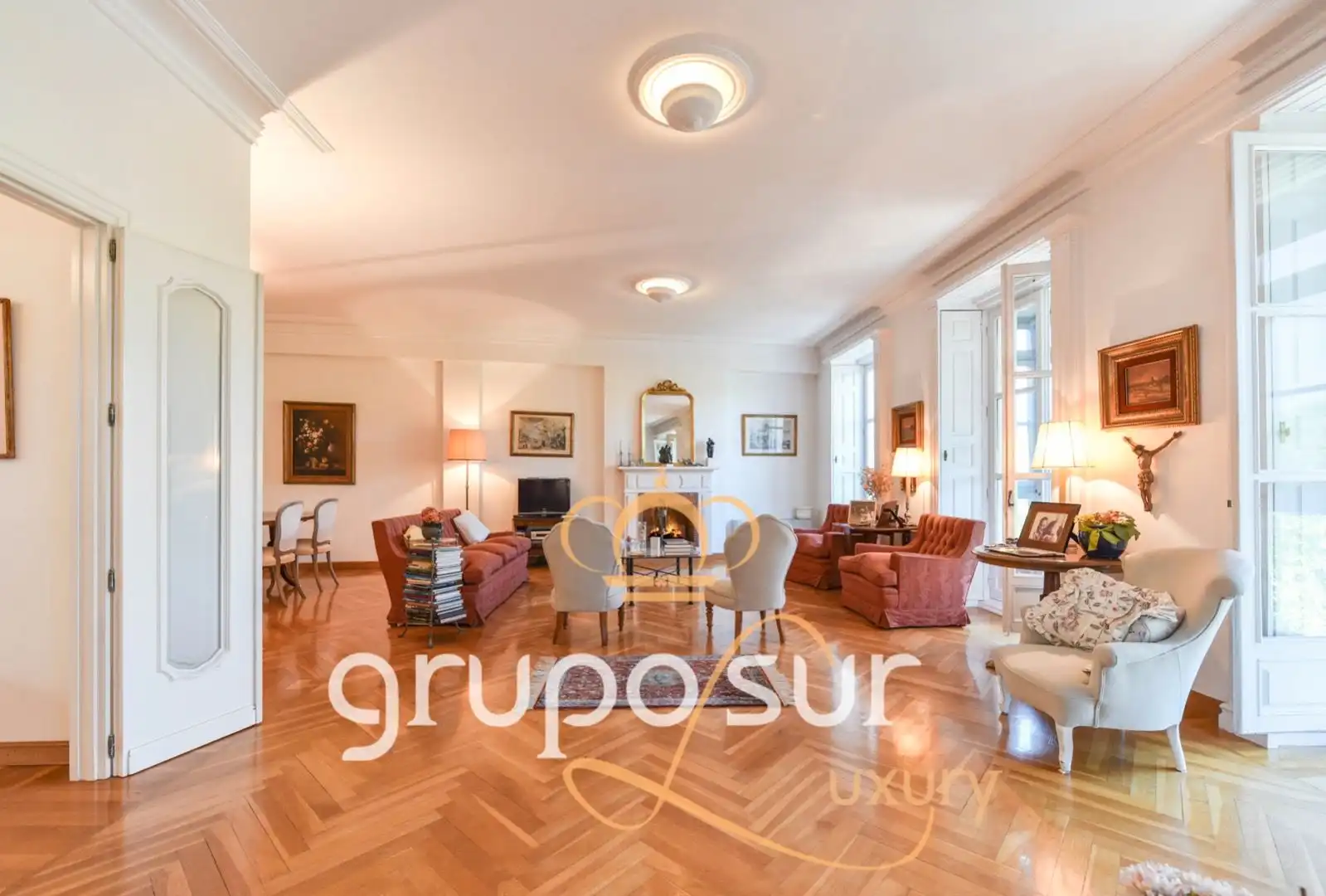 Sala d'estar de Pis en venda en Valladolid amb Calefacció, Parquet i Terrassa