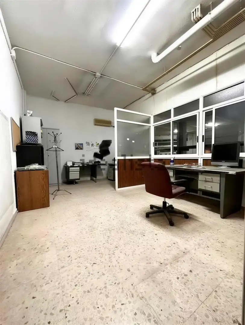 Local comercial en venta en Calle San Salvador, imagen 2