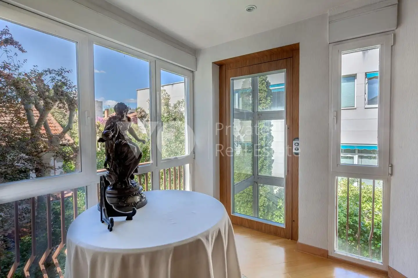 Casa adosada en venta en Madrid con Aire acondicionado, Calefacción y Jardín privado