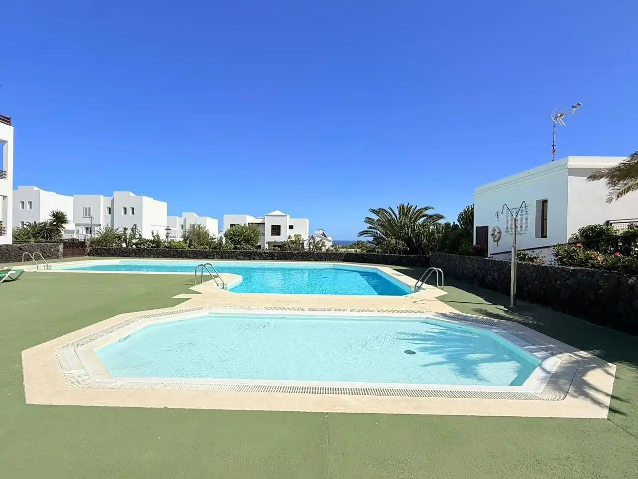 Piscina de Piso en venta en Teguise con Terraza y Piscina comunitaria