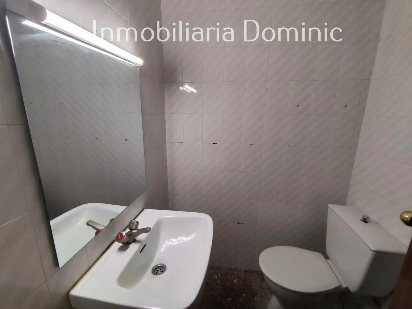 Baño de Piso en venta en Maçanet de la Selva con Terraza