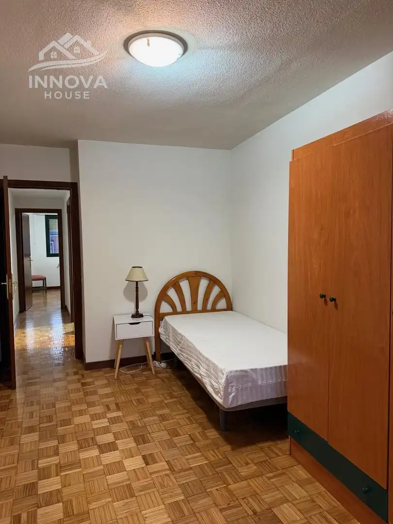 Flat for rent in Avenida Vicente Aleixandre, Sector Plaza de Toros