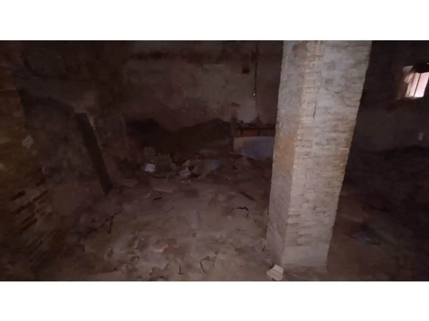 Casa o xalet en venda en Villar del Arzobispo amb Terrassa i Balcó