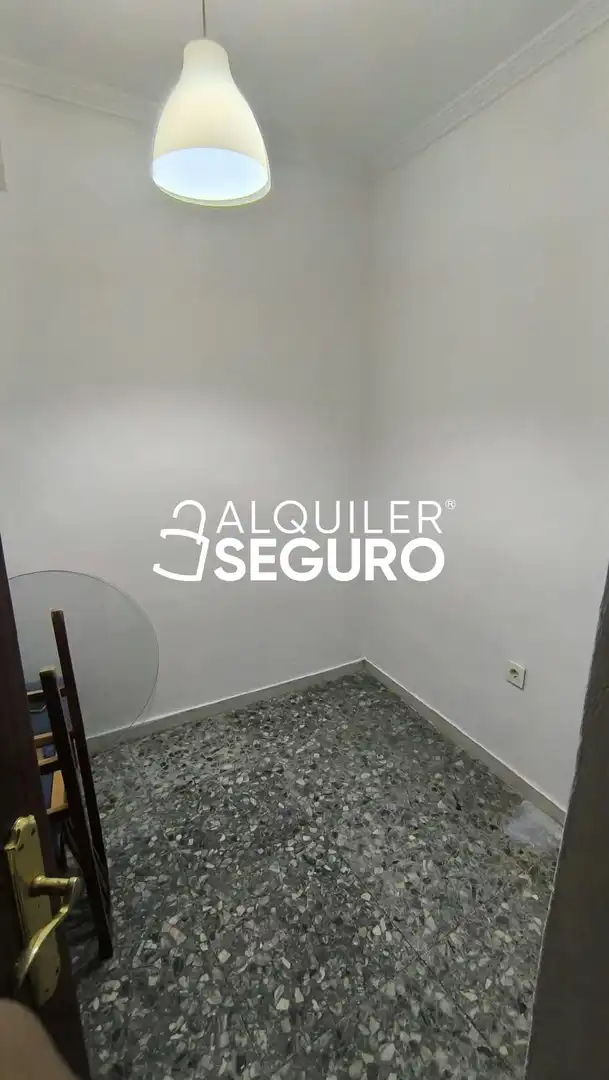 Piso de alquiler en Virgen de Fátima, Triana Este