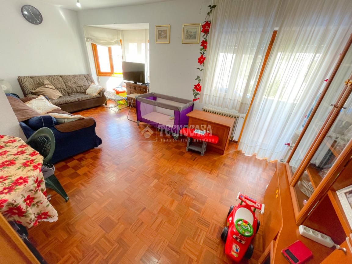 Living room of Flat for sale in Guadarrama  with Parquet flooring