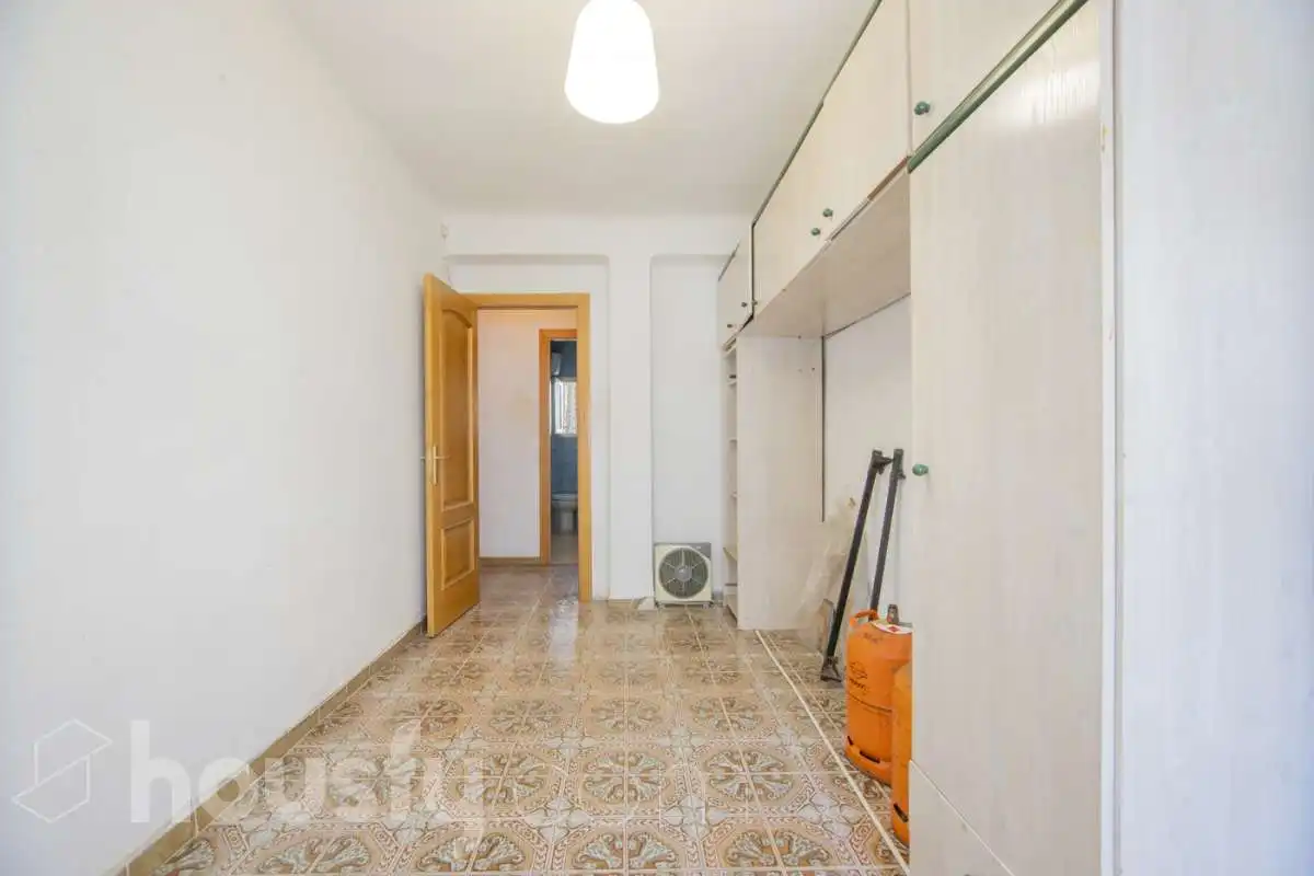 Flat for rent in Benetússer  with Air Conditioner, Furnished and Balcony