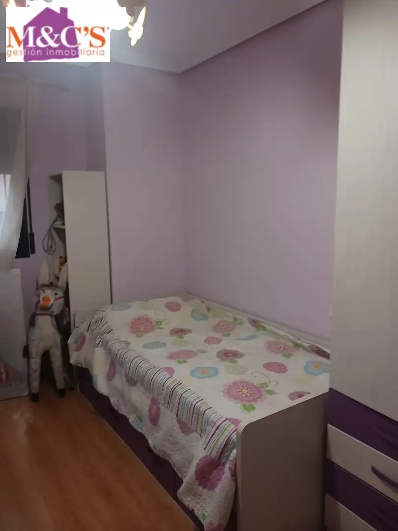 Dormitori de Casa o xalet en venda en Puertollano amb Aire condicionat, Calefacció i Traster
