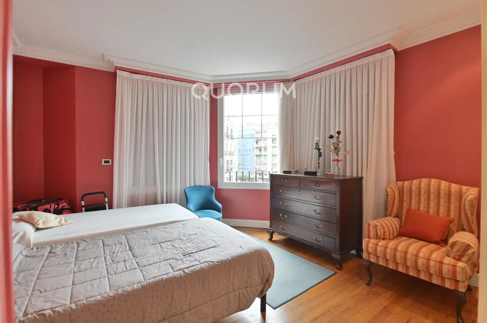 Habitación de Piso en venta en Bilbao  con Calefacción y Balcón