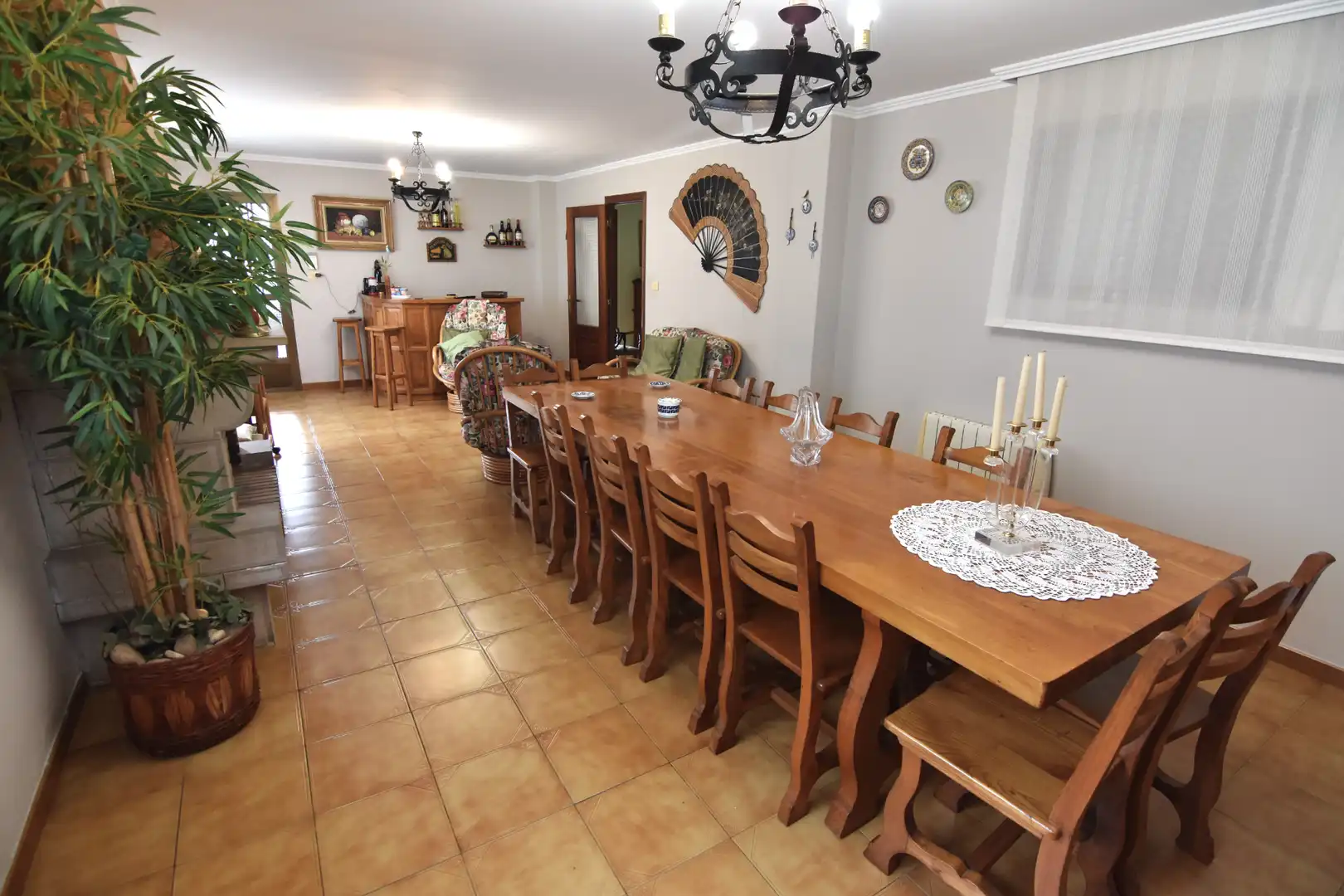 Comedor de Casa o chalet en venta en Oleiros con Calefacción, Jardín privado y Parquet
