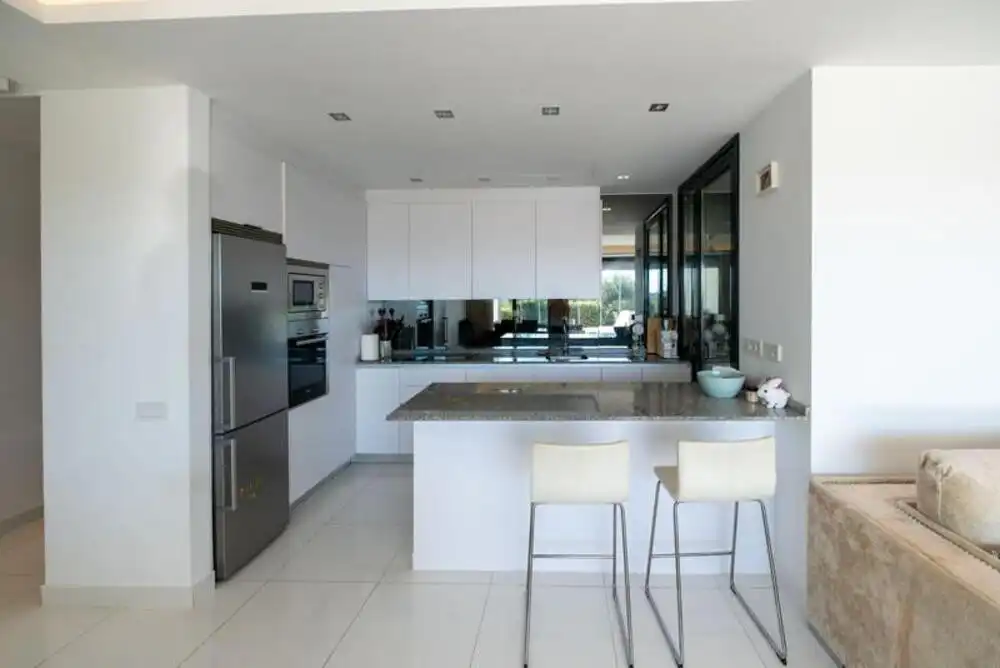 Cocina de Planta baja de alquiler en Benahavís con Aire acondicionado, Terraza y Piscina