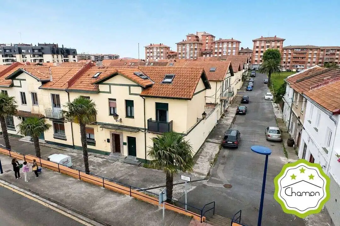 Exterior view of Houses for sale in Portugalete  with Heating, Private garden and Terrace