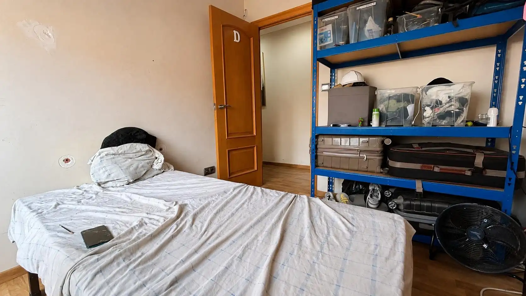 Dormitori de Pis en venda en Paterna amb Aire condicionat i Balcó