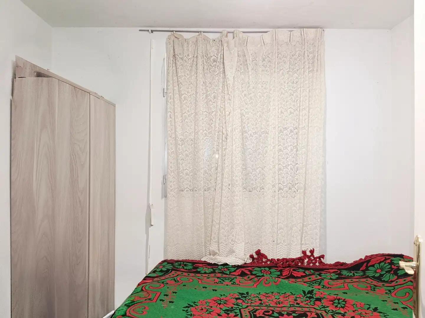 Dormitori de Casa o xalet en venda en Illana amb Jardí privat, Terrassa i Piscina