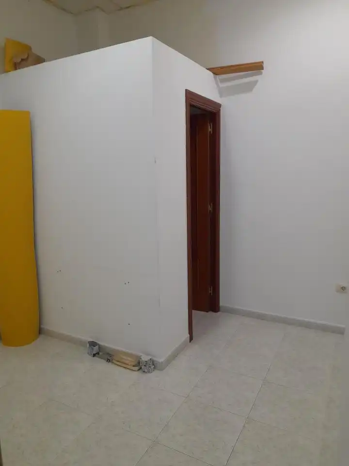 Gewerbefläche zur Miete in Tui, imagen 8