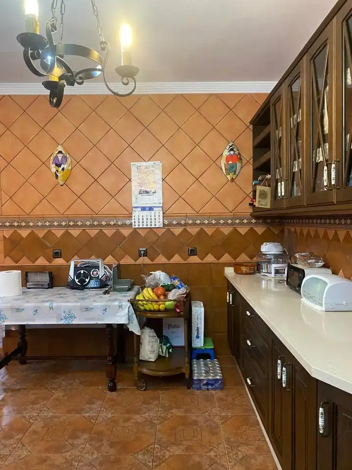 Cuina de Casa o xalet en venda en Dos Hermanas amb Aire condicionat, Jardí privat i Piscina
