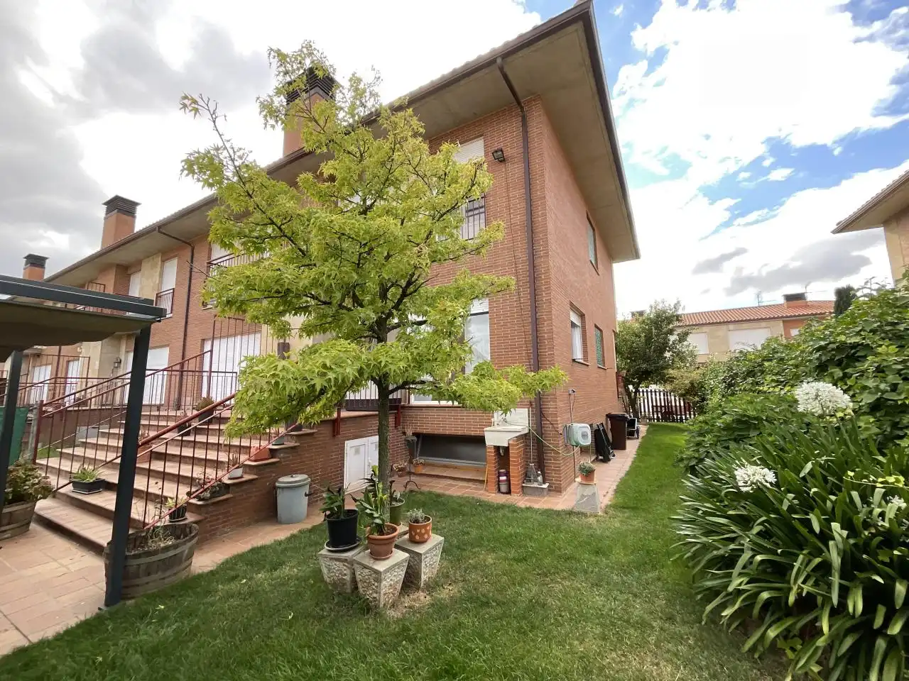 Jardí de Casa o xalet en venda en Alesanco amb Calefacció, Jardí privat i Traster
