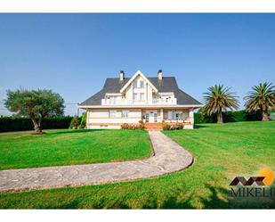 Exterior view of House or chalet for sale in Santa Cruz de Bezana  with Heating, Private garden and Terrace