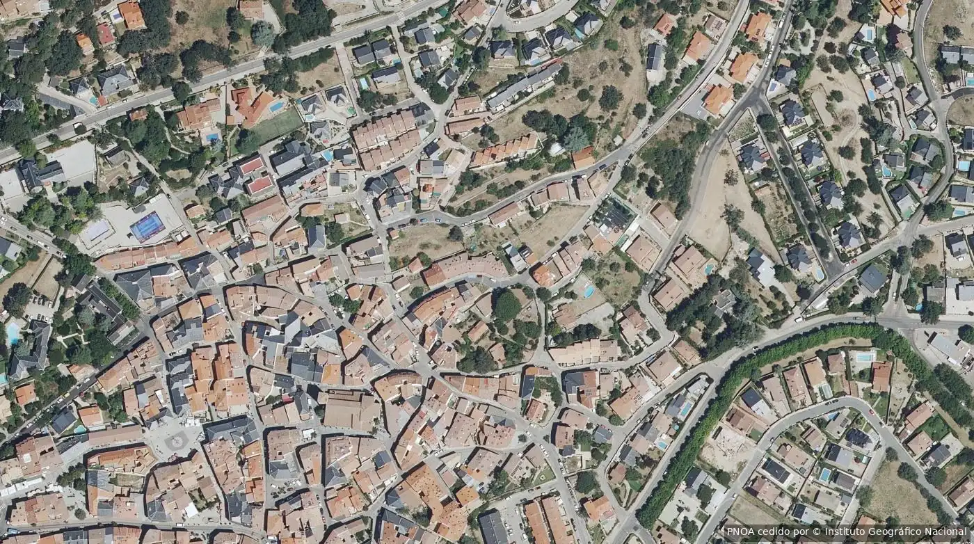 Piso en venta en Miraflores de la Sierra, imagen 3
