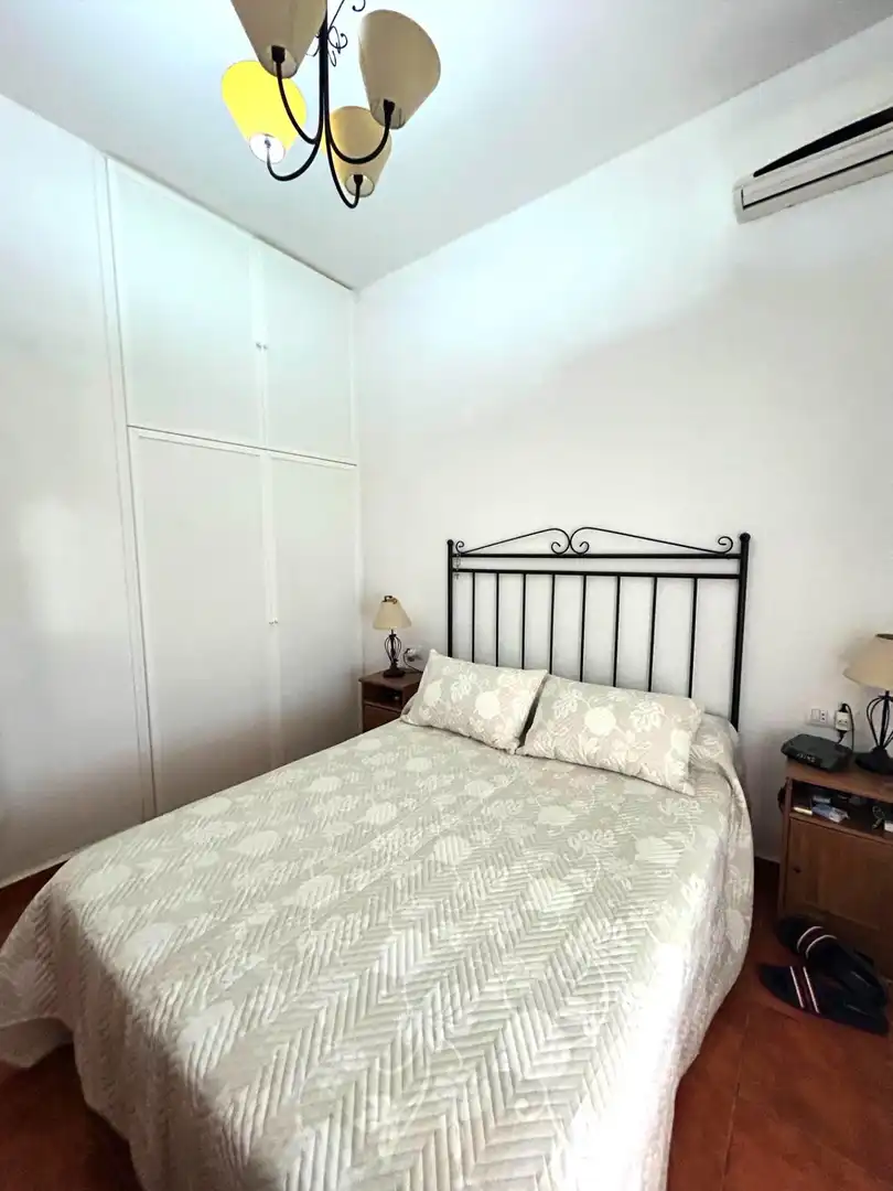 Habitación de Finca rústica en venta en Cantillana con Aire acondicionado, Terraza y Piscina