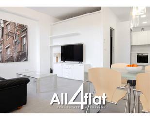 Exterior view of Flat to rent in  Barcelona Capital  with Air Conditioner and Heating