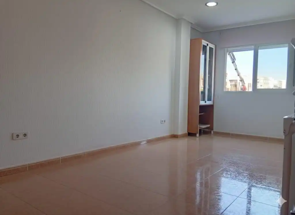 Piso con terraza en venta en Calle ALCUDIA DE LA, imagen 2