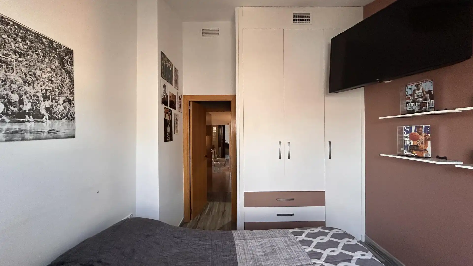 Bedroom of Flat for sale in Sant Andreu de la Barca  with Air Conditioner, Heating and Storage room