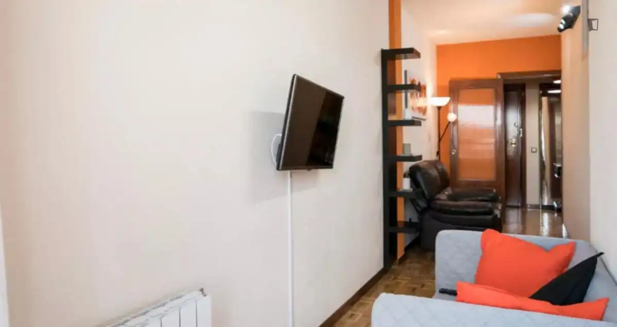 Habitació a Caballería Española