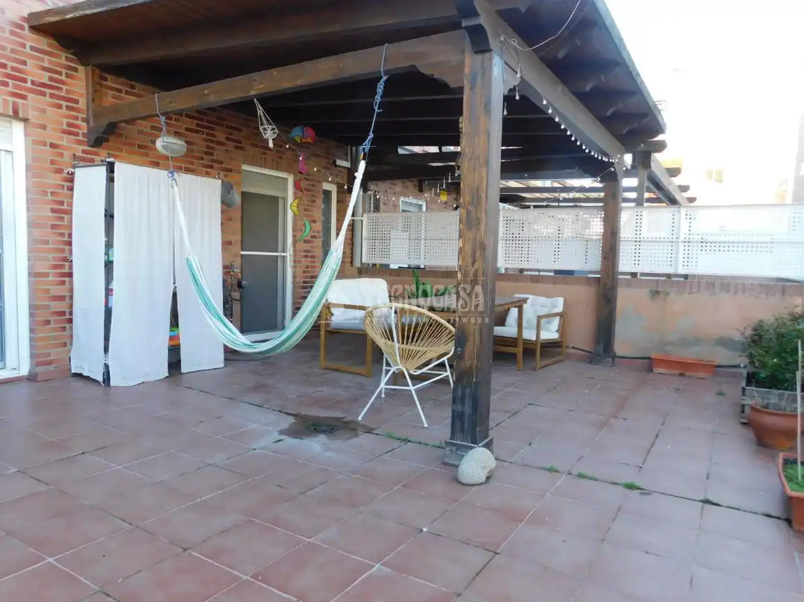 Terrasse von Einfamilien-Reihenhaus zum Verkauf in Villanueva de Gállego