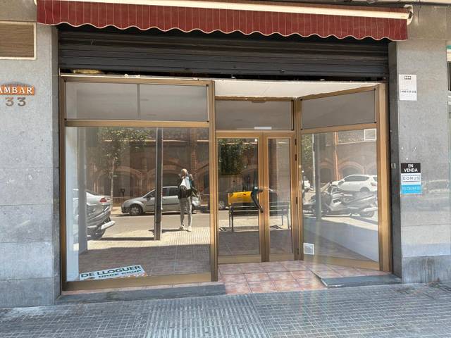 Local comercial en Venta en Carrer de Ramón y Cajal, 67 en Cementiri Vell