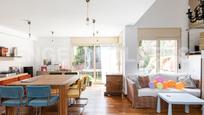 Sala d'estar de Casa adosada en venda en Vallromanes amb Aire condicionat, Calefacció i Jardí privat