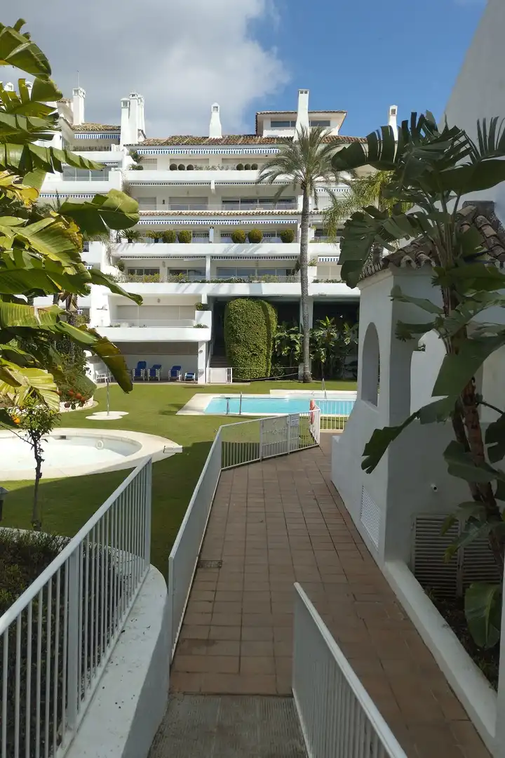 Schwimmbecken von Maisonette zum Verkauf in Marbella mit Terrasse
