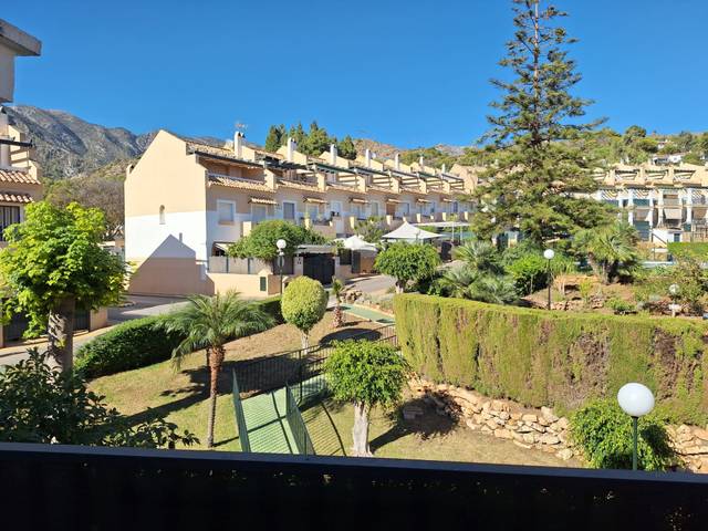 Casa adosada en Venta en Huerta del Prado - La Montua