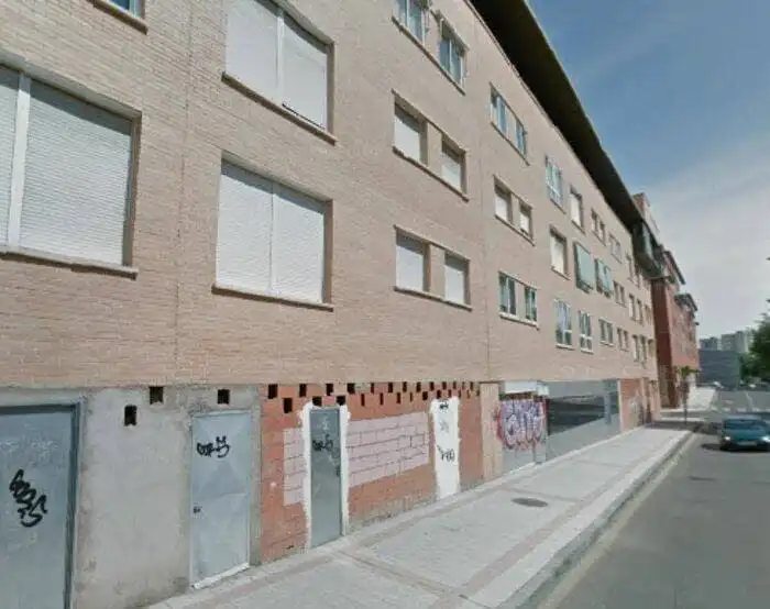 Vista exterior de Local en venta en Guadalajara