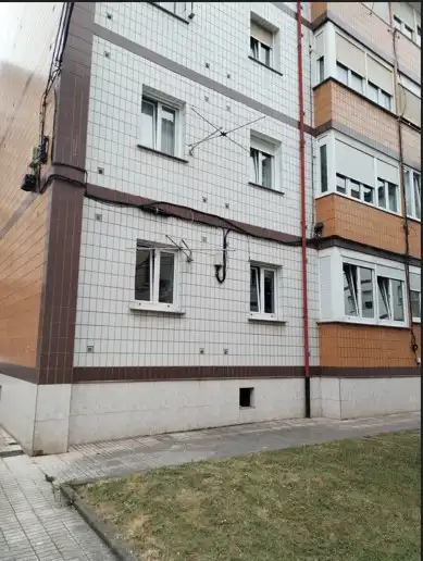 Vista exterior de Piso en venta en Gijón  con Calefacción, Jardín privado y Amueblado