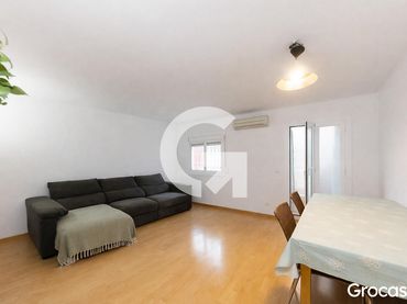 Piso en venta en CL MONTSENY DEL