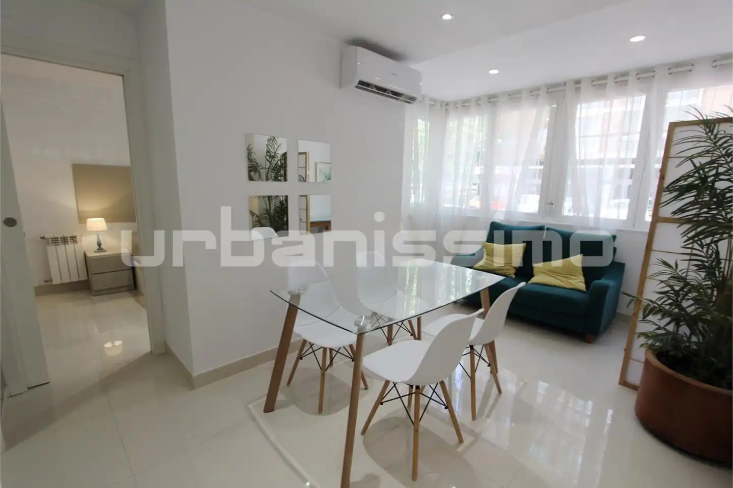 Sala d'estar de Apartament de lloguer en Madrid amb Aire condicionat, Calefacció i Moblat