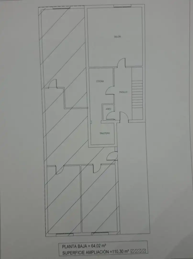 Casa adosada en venda en La Línea de la Concepción amb Jardí privat, Terrassa i Piscina comunitària