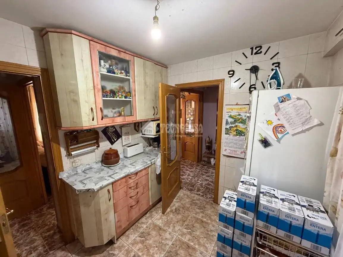 Cuina de Pis en venda en Madrid amb Aire condicionat i Calefacció