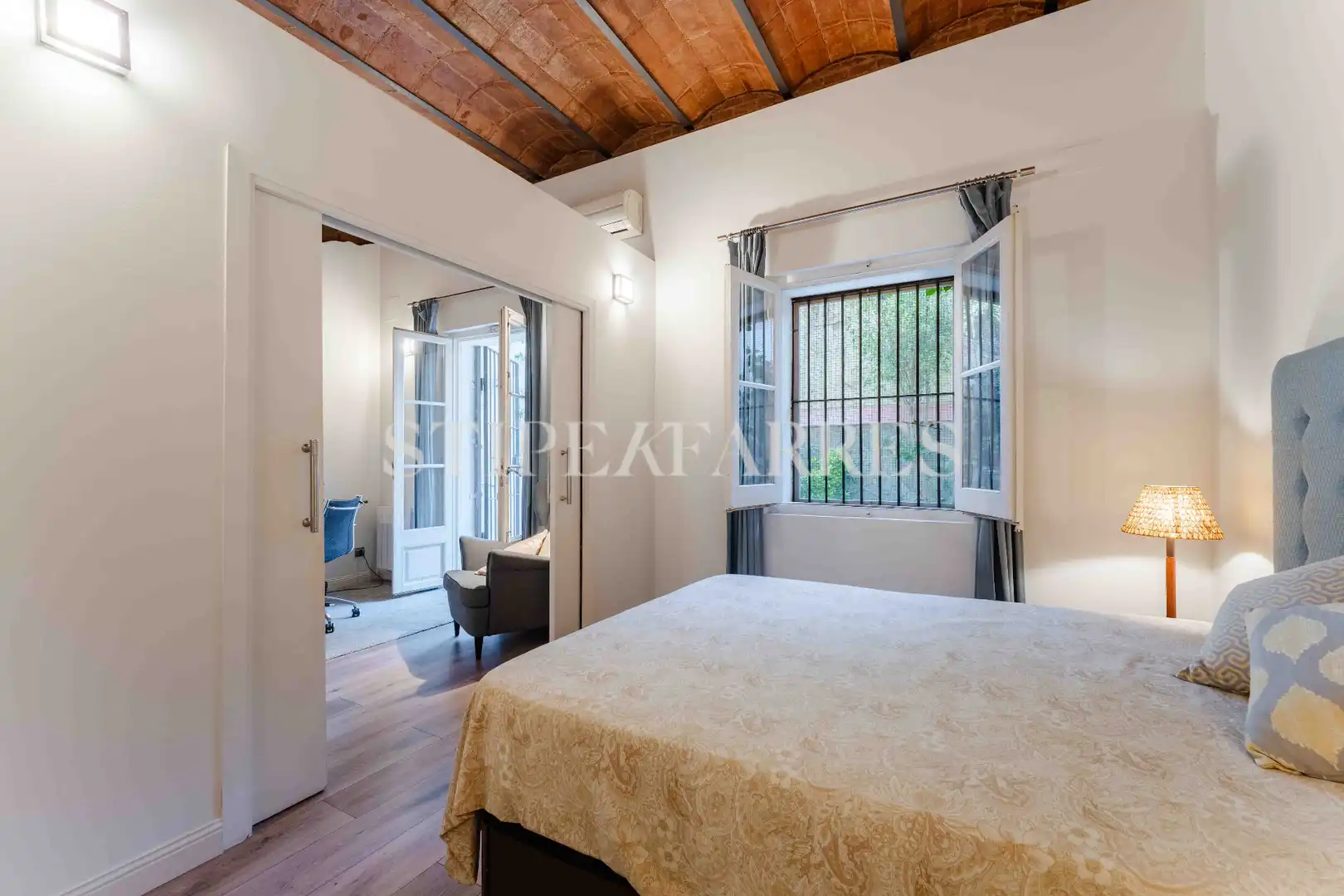 Habitación de Piso de alquiler en Barcelona con Calefacción, Terraza y Amueblado